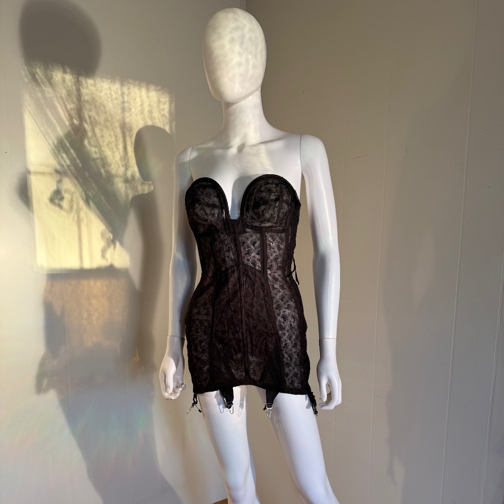 Bien Jolie Collector Black MerryWidow Corset with Stocking Clips size 36C USA